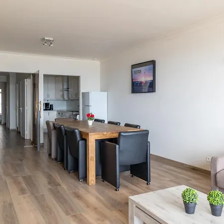 Apartment Spacious 2-bedroom With Breathtaking Sea View T68 *